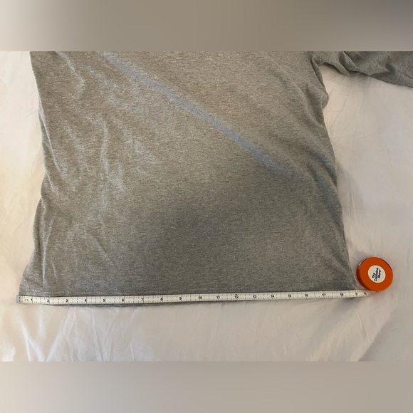 Prada - Unisex Vintage and unique Prada Luna Rossa Sailing Team T-shirt - Picture 5 of 11